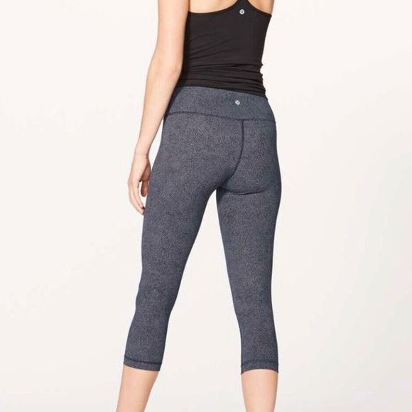 Lululemon Wunder Under High Rise Crop 21" Disperse Dusky Lavender Black Size 4 - Picture 2 of 9